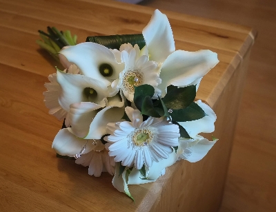 Bespoke Bridal Posy 2