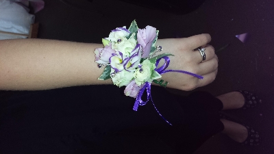 Corsage 004