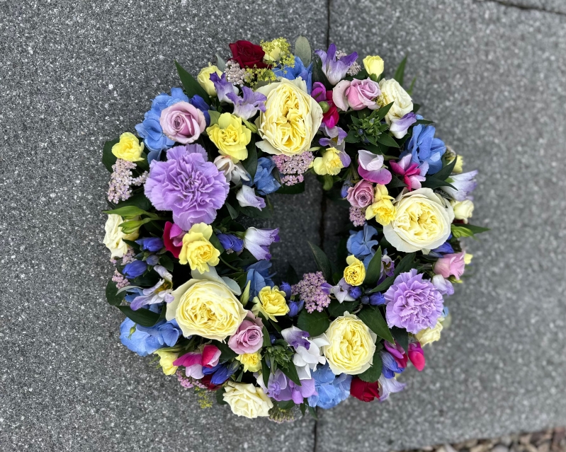 FLORIST CHOICE WREATH