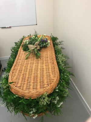 mixed foliage casket surround