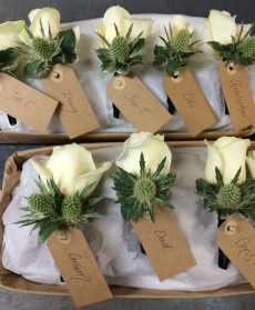 GENTS BUTTONHOLE